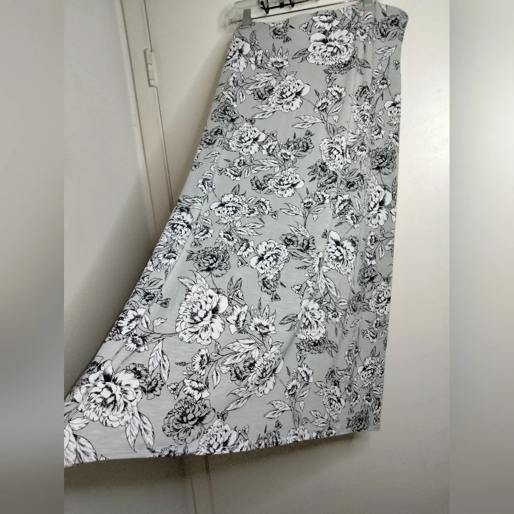 J. Jill (Size L) Gray Multicolor Floral Stretch Pull-on Midi/Maxi Skirt - Picture 5 of 8